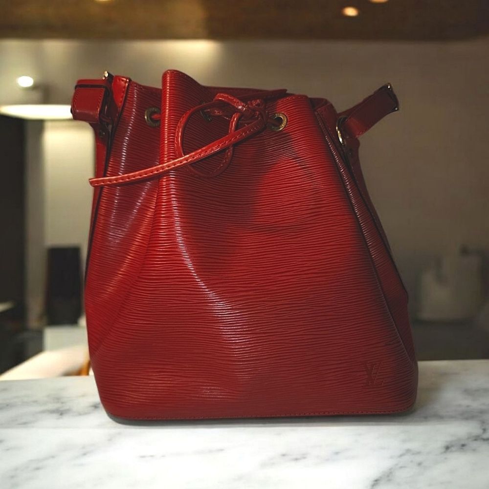 Louiis Vuitton Red Epi Bucket Bag - Picture 13 of 13